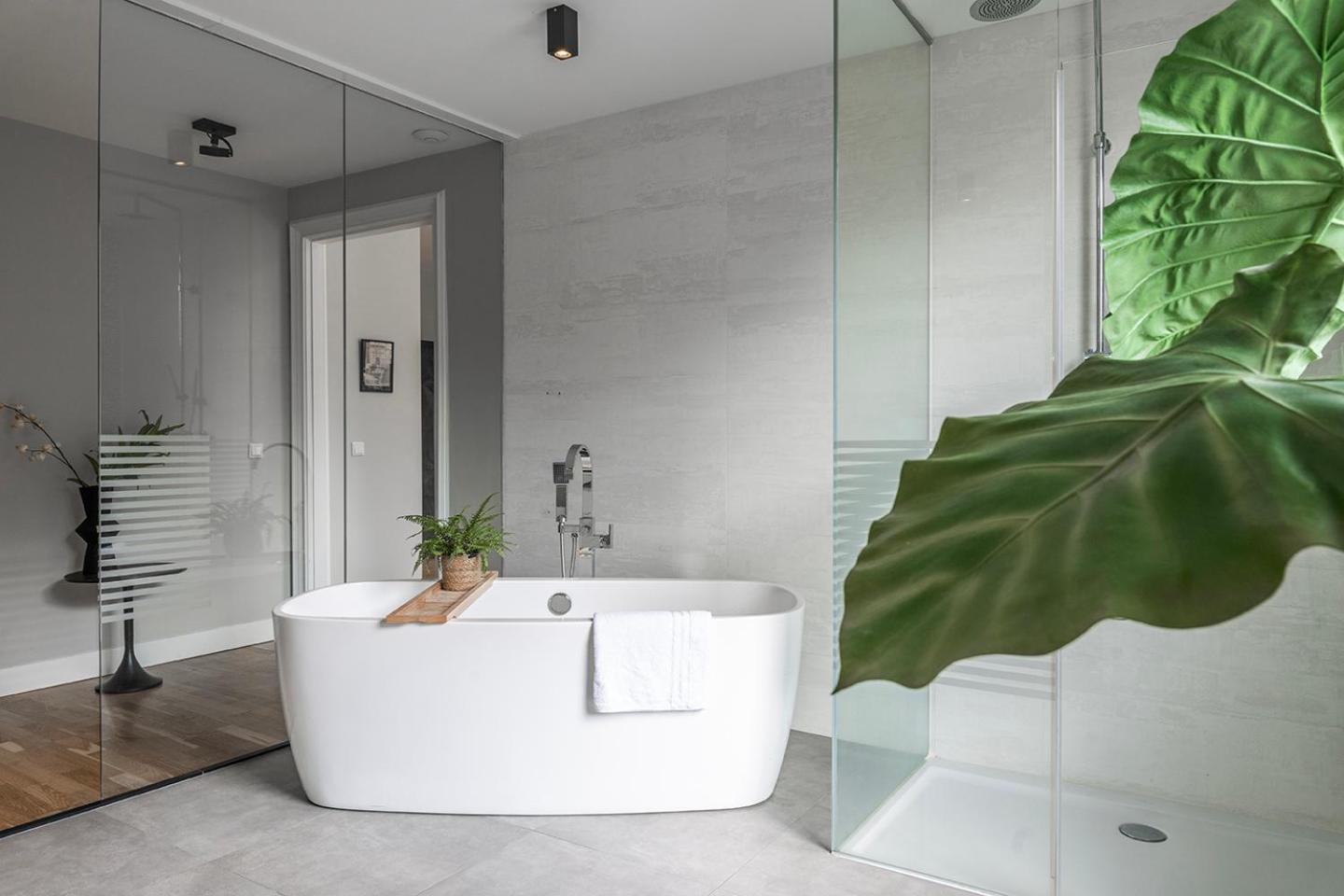 Suite With Bath City Center Villa 提耳堡 外观 照片